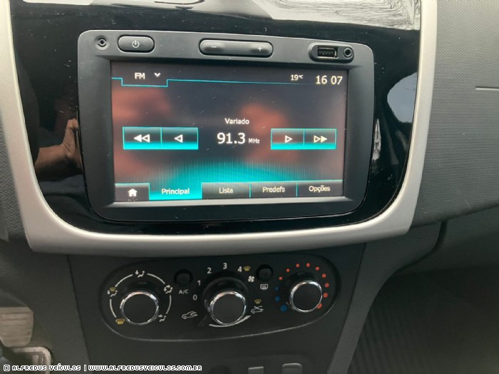 Renault SANDERO EXPRESSION 1.6 2017/2017